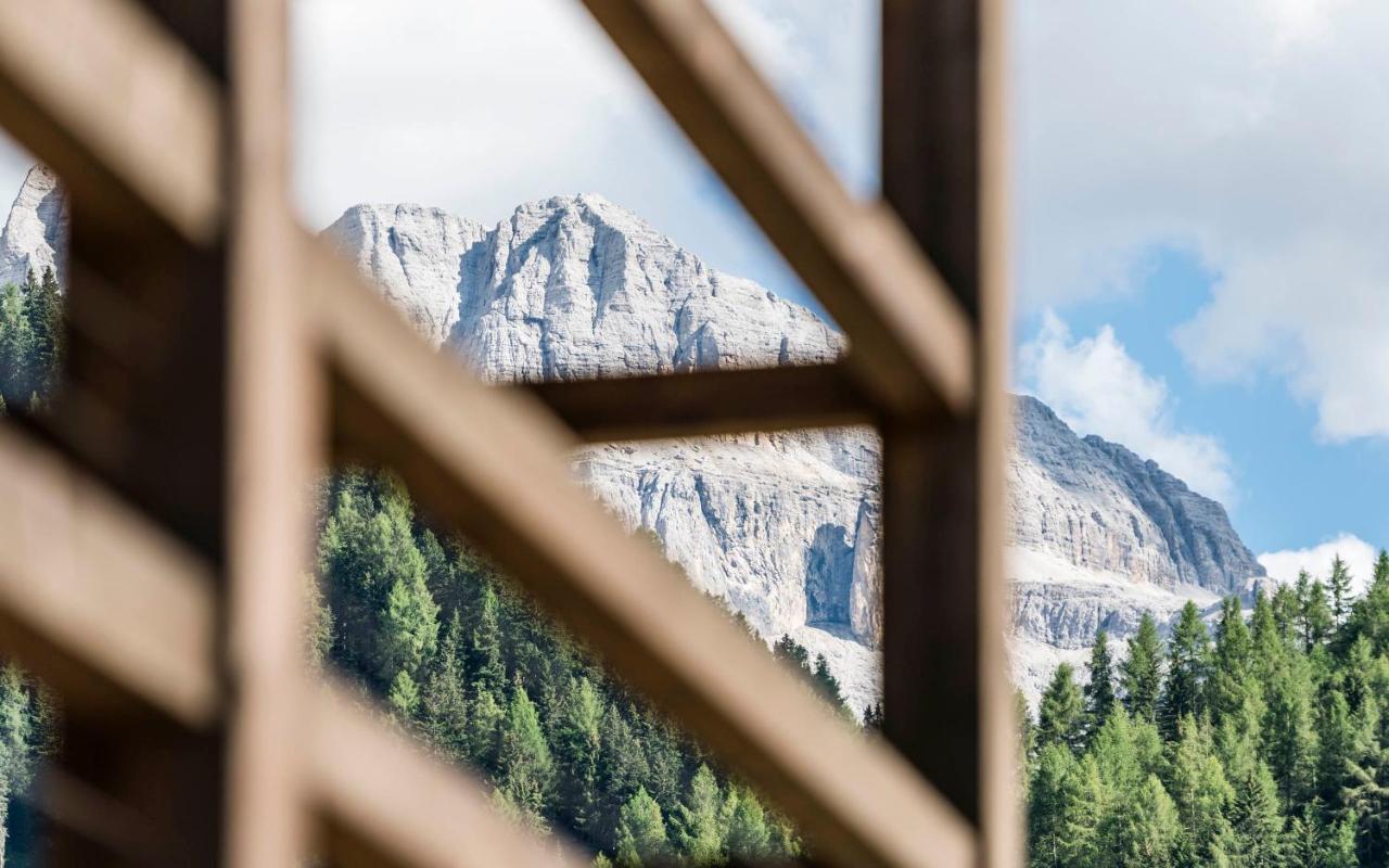 Cadepunt The Dolomites Lodge Selva di Val Gardena Kültér fotó