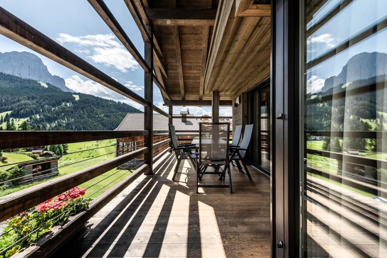 Cadepunt The Dolomites Lodge Selva di Val Gardena Kültér fotó