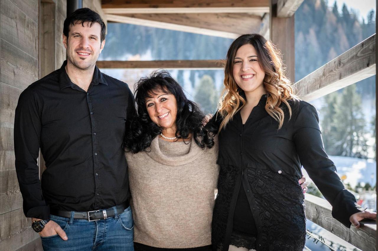 Cadepunt The Dolomites Lodge Selva di Val Gardena Kültér fotó