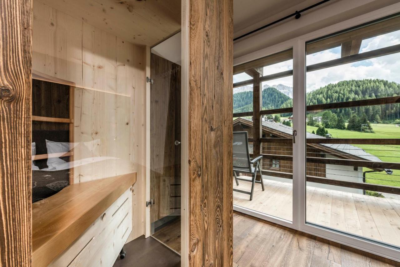Cadepunt The Dolomites Lodge Selva di Val Gardena Kültér fotó