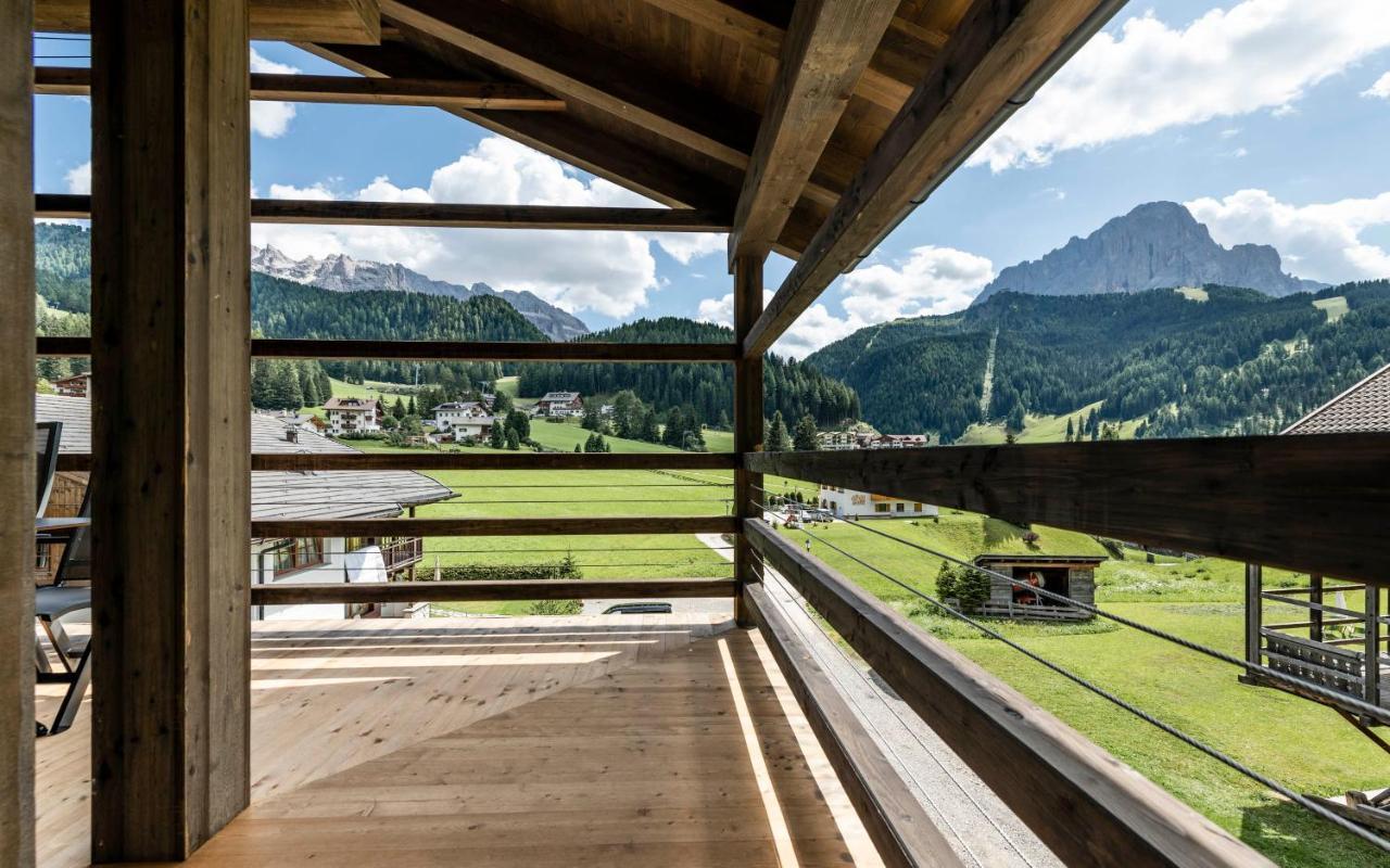 Cadepunt The Dolomites Lodge Selva di Val Gardena Kültér fotó