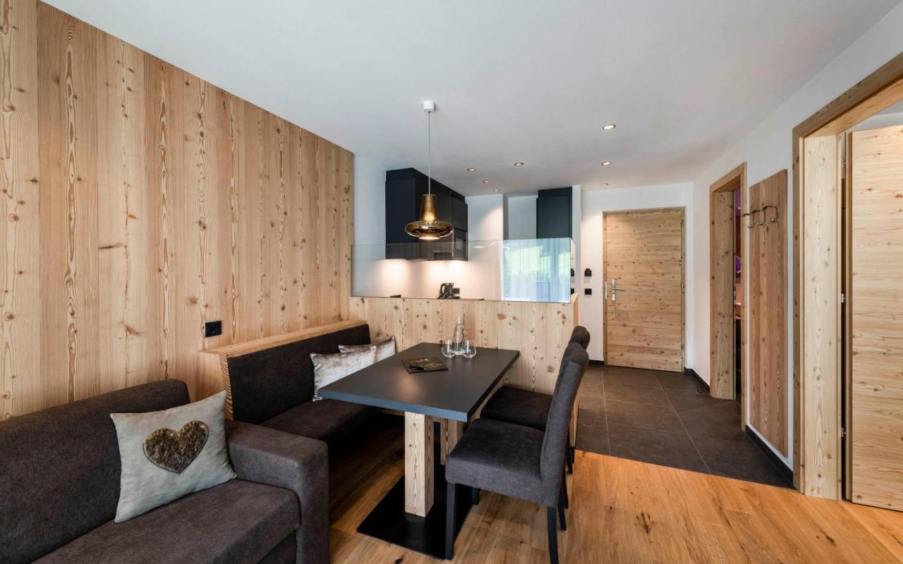 Cadepunt The Dolomites Lodge Selva di Val Gardena Kültér fotó