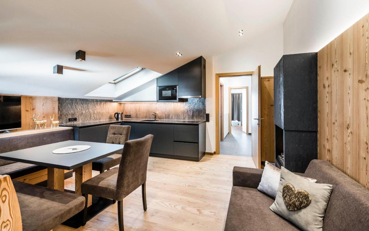 Cadepunt The Dolomites Lodge Selva di Val Gardena Kültér fotó